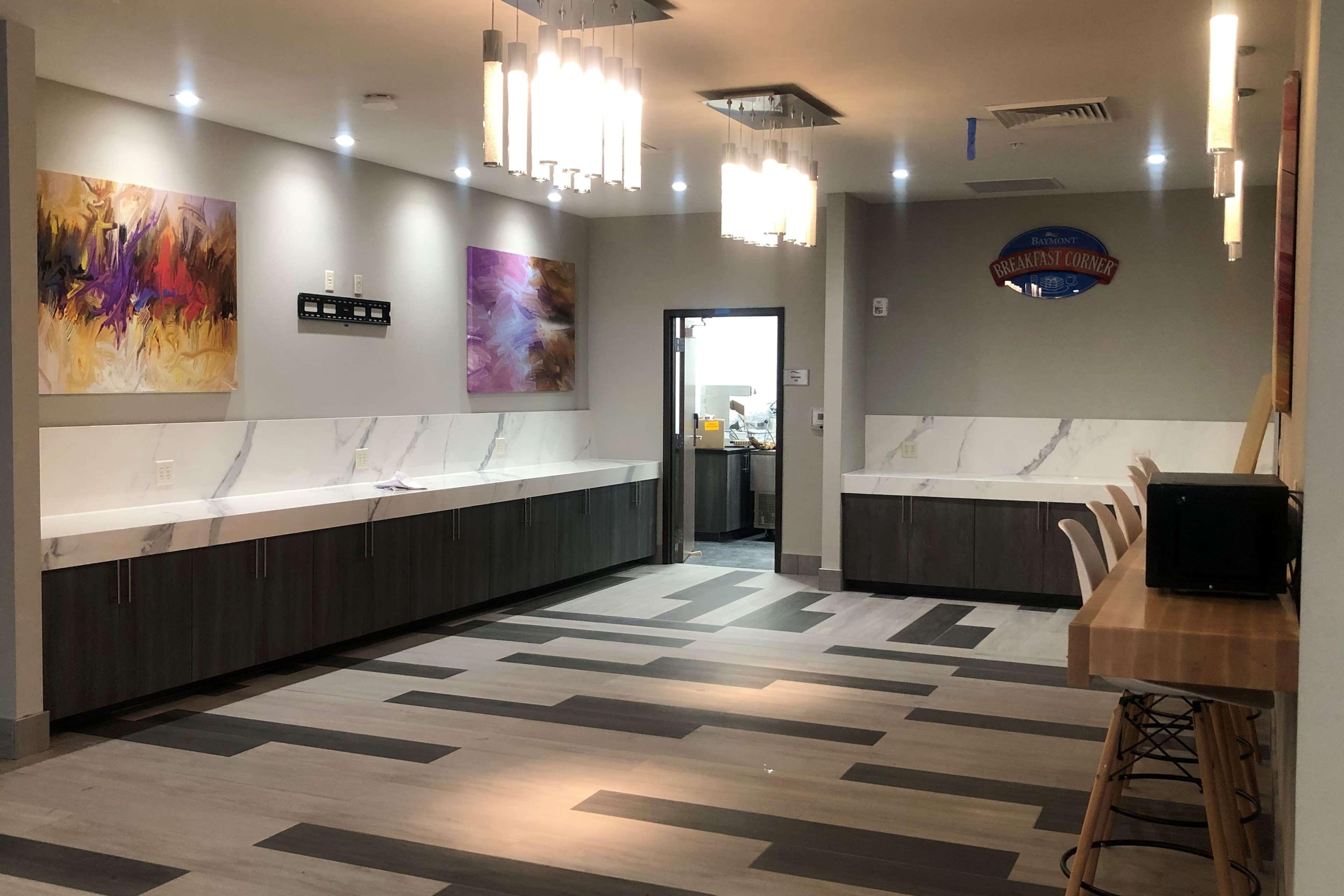 Baymont By Wyndham Madison Hotel Ngoại thất bức ảnh