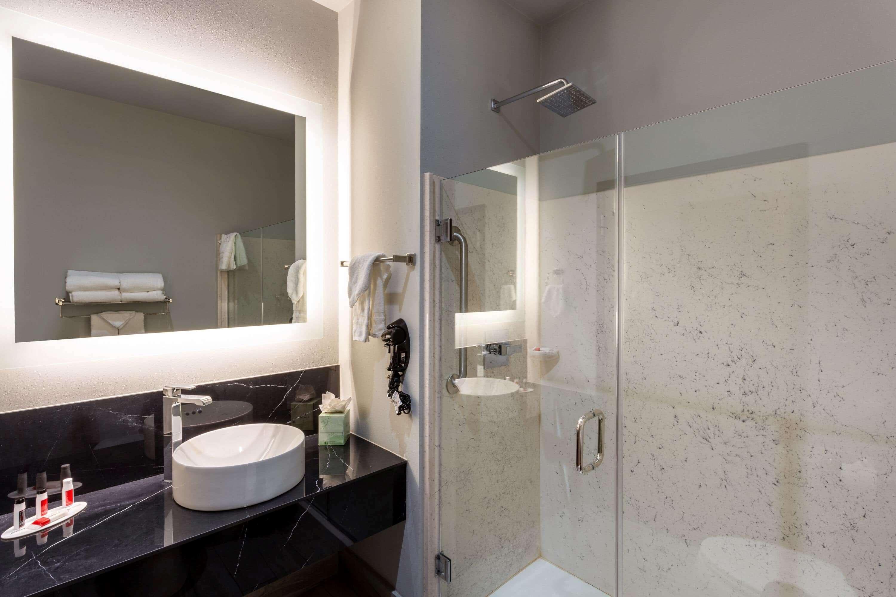 Baymont By Wyndham Madison Hotel Ngoại thất bức ảnh
